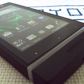 Sony Xperia U design