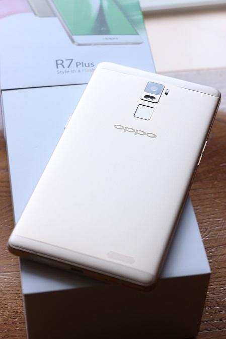 Oppo R7 Plus Retro