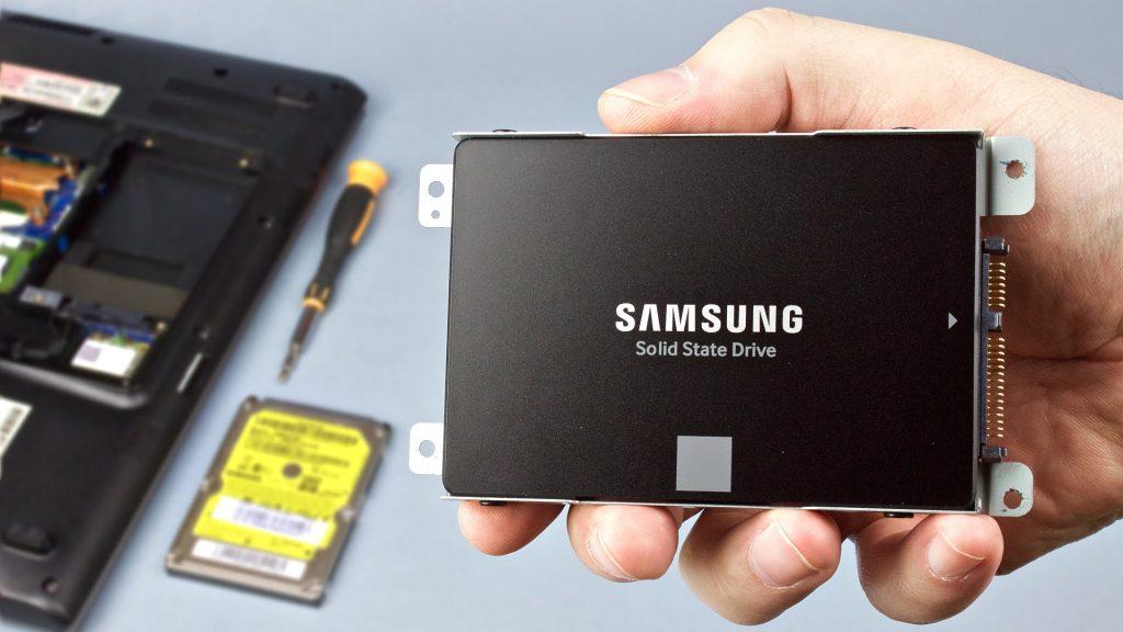 Come montare un SSD Samsung e usare Samsung Data Migration